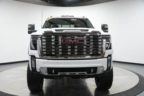 2026 GMC Sierra 2500 Denali