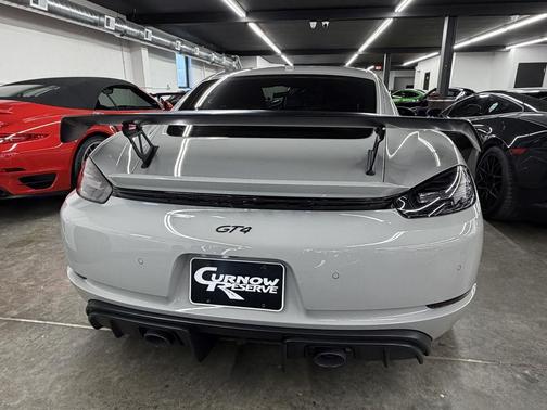 2020 Porsche 718 Cayman GT4