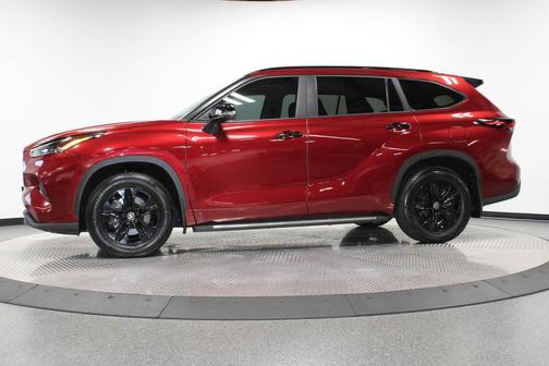 2024 Toyota Highlander Hybrid XLE
