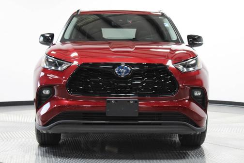 2024 Toyota Highlander Hybrid XLE