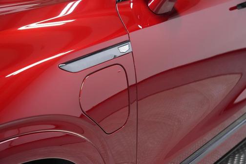 Radiant Red Tintcoat 2026 Cadillac VISTIQ Platinum