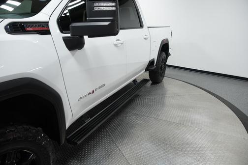 2024 GMC Sierra 2500 AT4