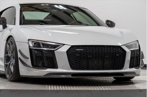 2017 Audi R8 5.2 V10 plus