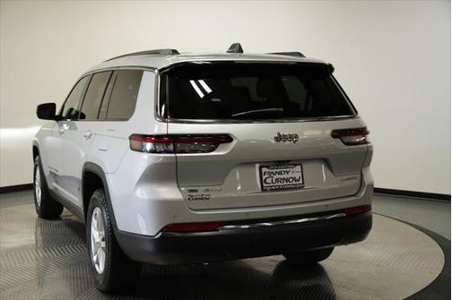 2022 Jeep Grand Cherokee L Laredo