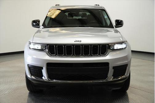 2022 Jeep Grand Cherokee L Laredo