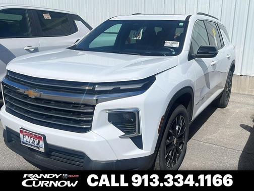 Summit White 2025 Chevrolet Traverse LT