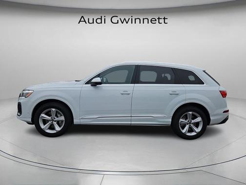 2025 Audi Q7 Premium 55 TFSI quattro Tiptronic