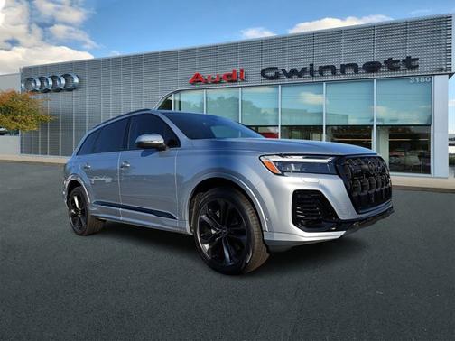 2025 Audi Q7 Premium Plus
