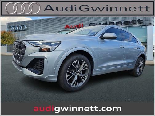 2025 Audi Q8 Premium