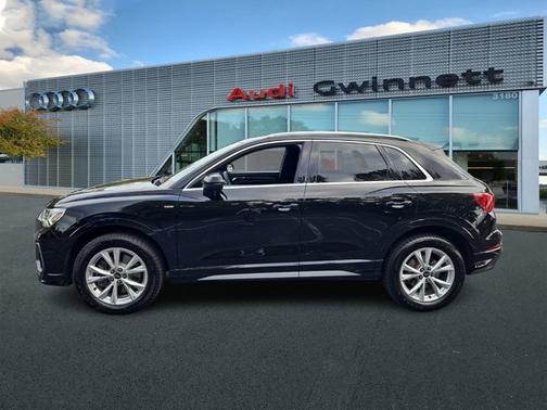 2025 Audi Q3 Premium 45 TFSI S line quattro Tiptronic
