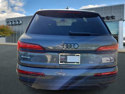 2025 Audi Q7 Premium Plus