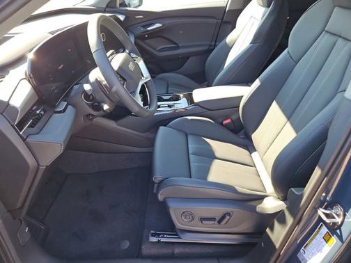 2025 Audi Q6 e-tron Premium Plus
