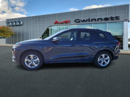 2025 Audi Q6 e-tron Premium Plus