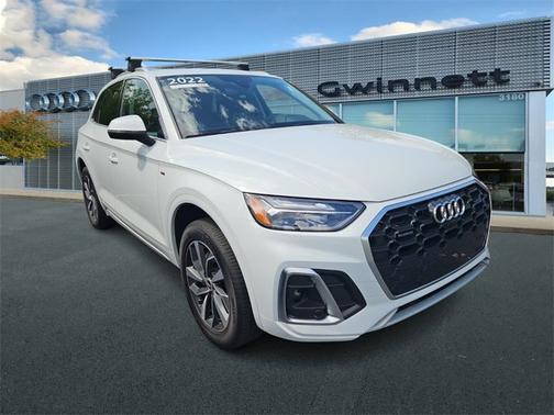 2022 Audi Q5 S line Premium Plus