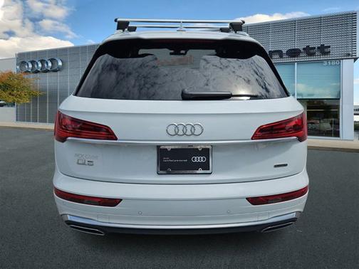 2022 Audi Q5 S line Premium Plus
