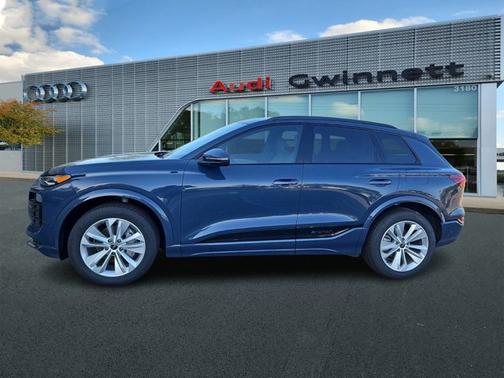 2025 Audi Q6 e-tron Premium