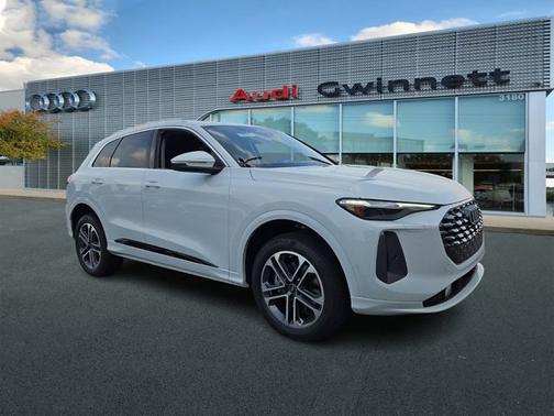 2025 Audi Q5 Premium Plus