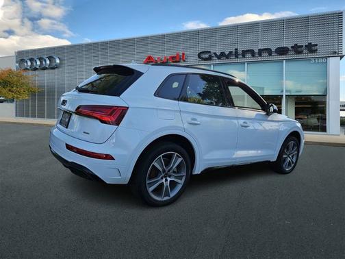 2025 Audi Q5 S line Premium