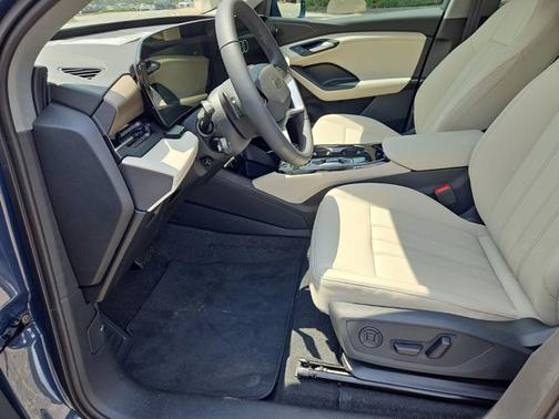 2025 Audi Q6 e-tron Premium