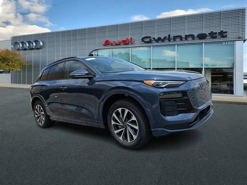 2025 Audi Q6 e-tron Premium