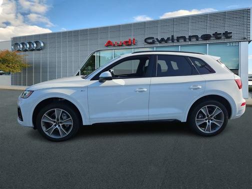 2025 Audi Q5 Premium 45 TFSI S line quattro