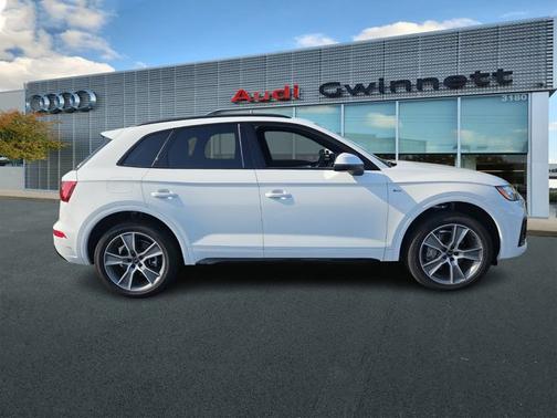 2025 Audi Q5 Premium 45 TFSI S line quattro