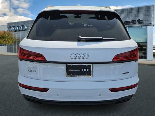 2025 Audi Q5 S line Premium