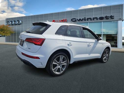 2025 Audi Q5 S line Premium