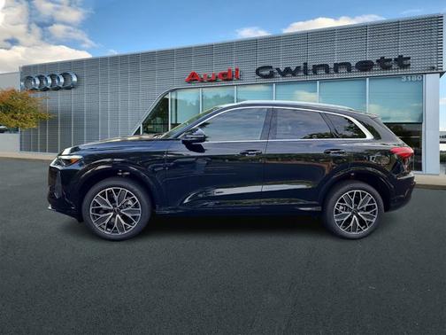 2025 Audi Q5 Premium Plus TFSI quattro S tronic