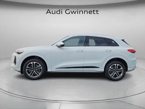 2025 Audi Q5 Premium Plus TFSI quattro S tronic