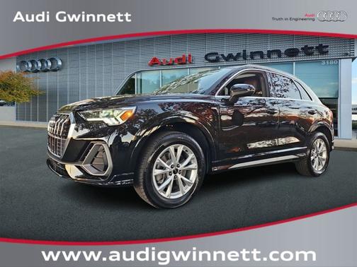 2025 Audi Q3 Premium 45 TFSI S line quattro Tiptronic