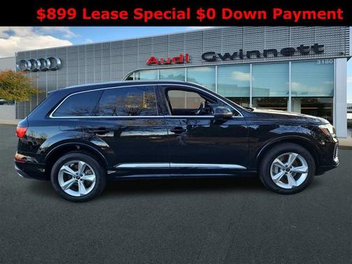 2025 Audi Q7 Premium