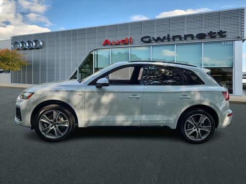 2025 Audi Q5 Premium 45 TFSI S line quattro