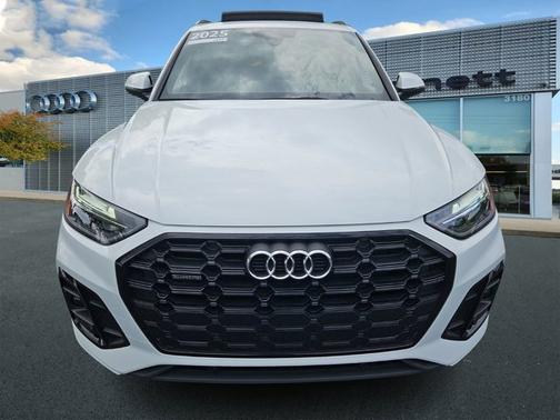 2025 Audi Q5 S line Premium