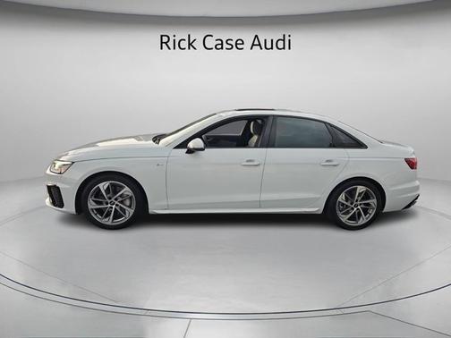 2025 Audi A4 Premium 45 TFSI S line quattro S tronic