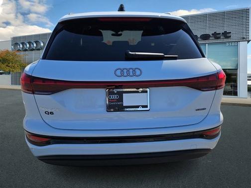 2025 Audi Q6 e-tron Premium Plus