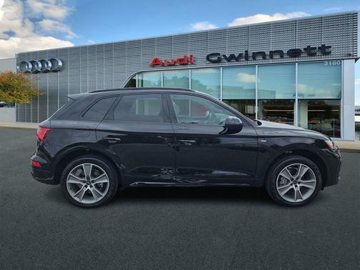 2025 Audi Q5 Premium 45 TFSI S line quattro