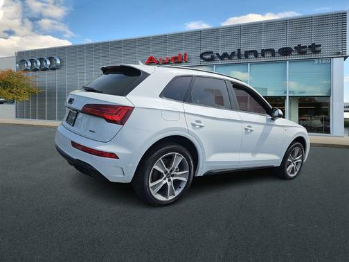 2025 Audi Q5 S line Premium