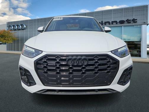 2025 Audi Q5 S line Premium