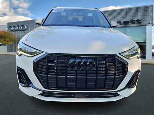 2025 Audi Q3 S line Premium