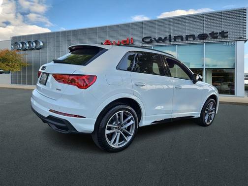 2025 Audi Q3 S line Premium