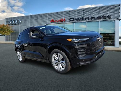 2025 Audi Q6 e-tron Premium