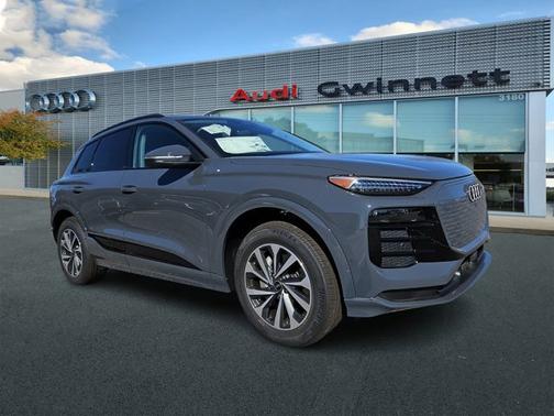 2025 Audi Q6 e-tron Premium Plus
