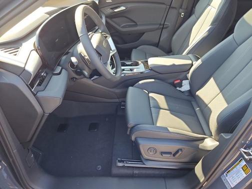 2025 Audi Q6 e-tron Premium Plus