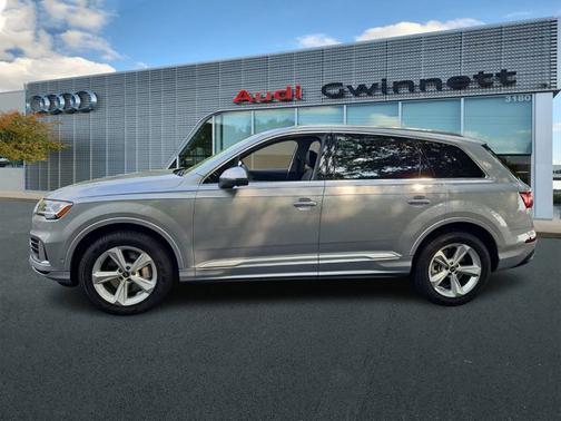 2022 Audi Q7 Premium 45 TFSI quattro Tiptronic