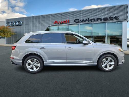 2022 Audi Q7 Premium 45 TFSI quattro Tiptronic