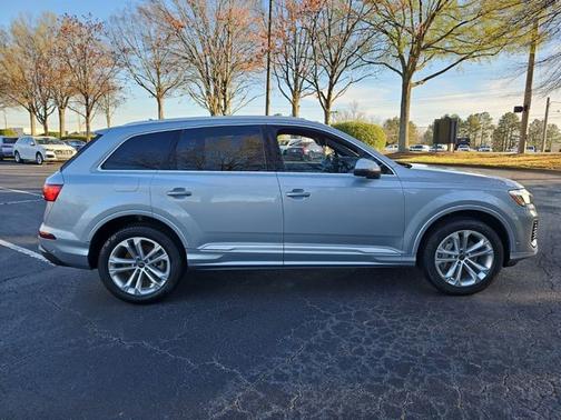 2025 Audi Q7 Premium Plus