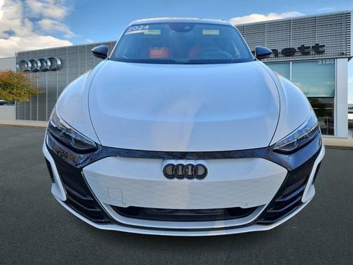 2024 Audi RS e-tron GT Base