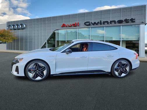 2024 Audi RS e-tron GT Base