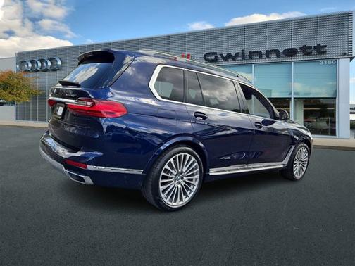 2022 BMW X7 xDrive40i
